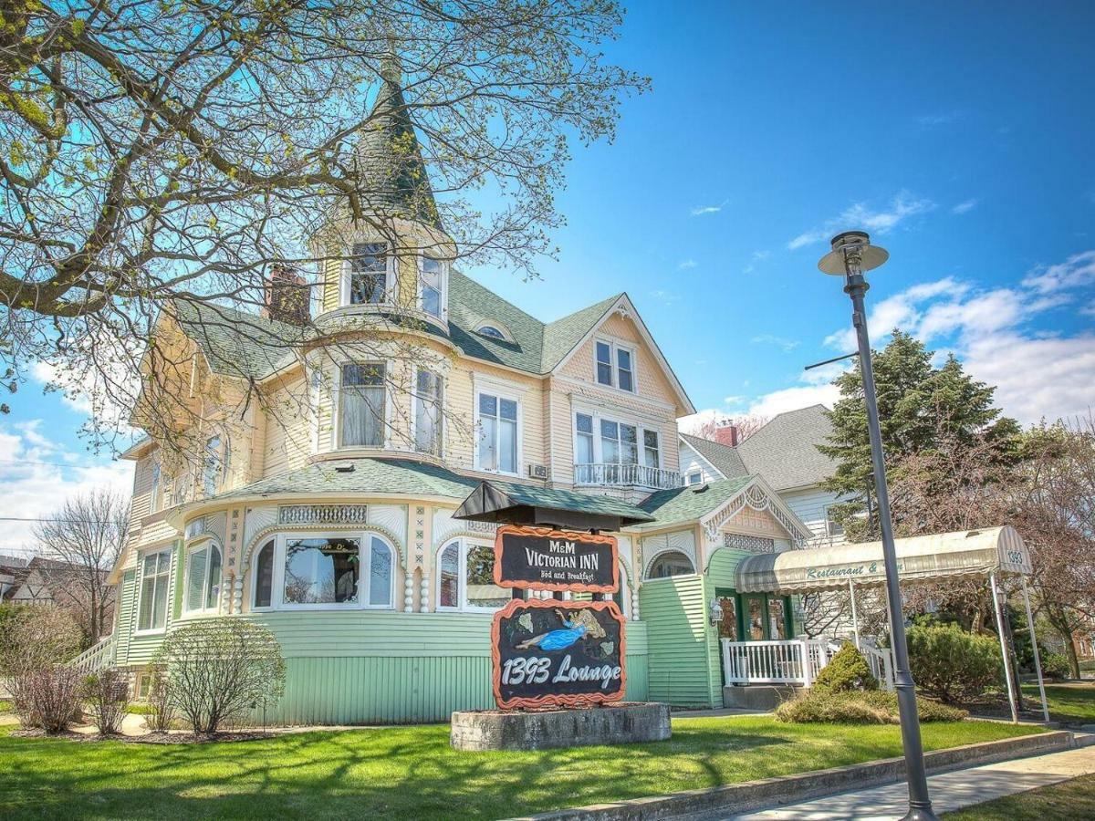 M&M Victorian Bed And Breakfast Marinette Dış mekan fotoğraf